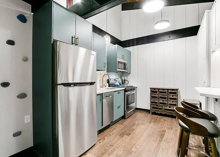 Private 1 Bed W/loft On 5 Wooded Acres + Rock *