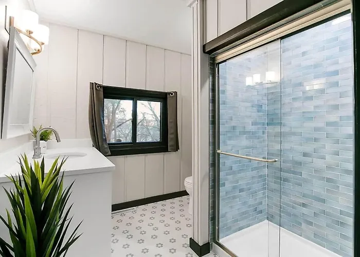 Private 1 Bed W/loft On 5 Wooded Acres + Rock Ferienhaus