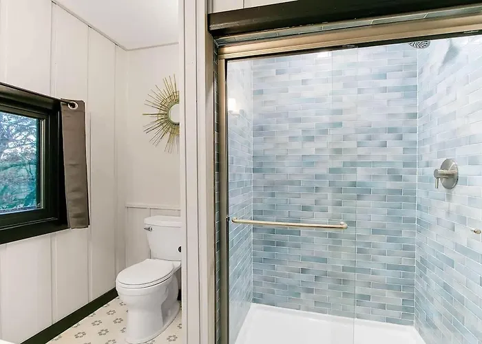 Private 1 Bed W/loft On 5 Wooded Acres + Rock