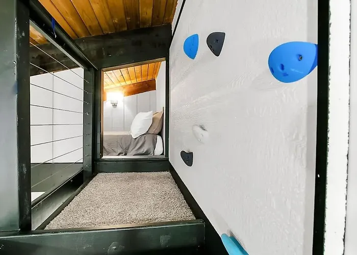 Private 1 Bed W/loft On 5 Wooded Acres + Rock Ferienhaus *